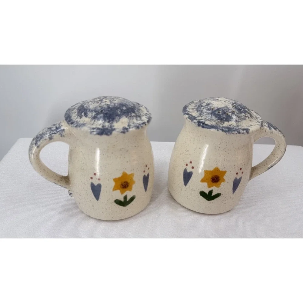 Vintage Cottage Core Salt Pepper Shakers Blue Heart Sunflowers Speckled